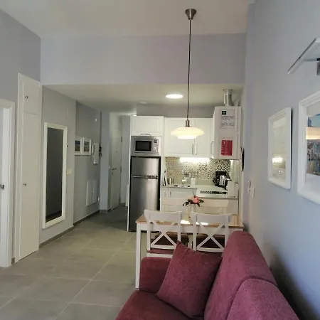 Malaga Lodge Apartments 公寓