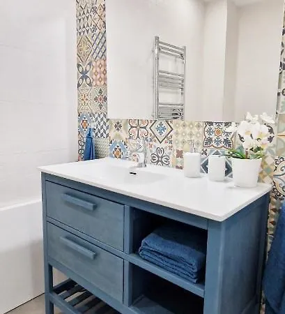Malaga Lodge Apartments 马拉加
