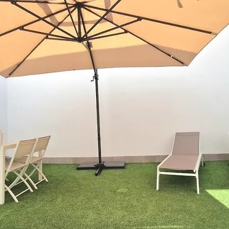公寓 Malaga Lodge Apartments *